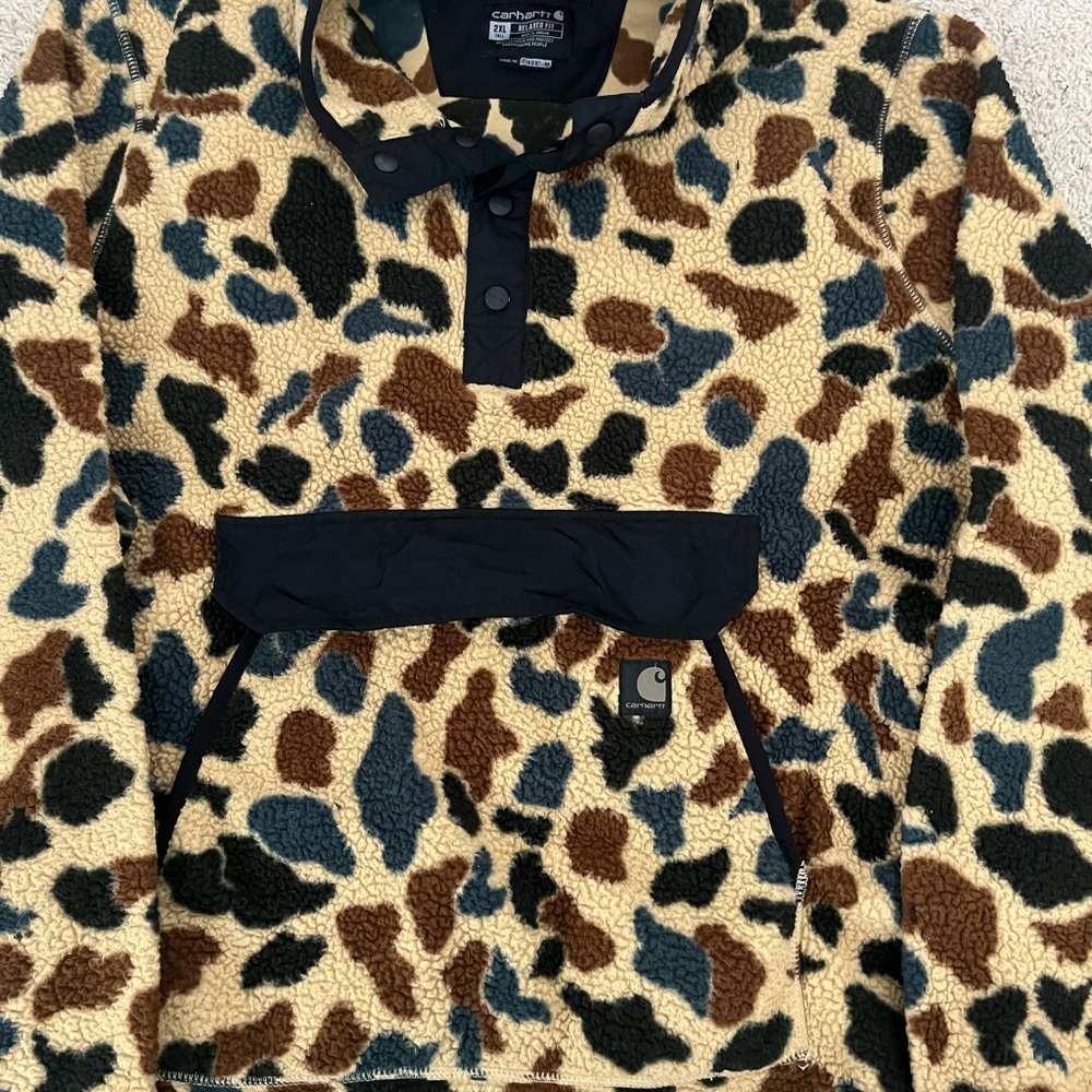 Carhartt Men’s Relaxed Fit Fleece Snap Front Jacket 1972 Duck Camo